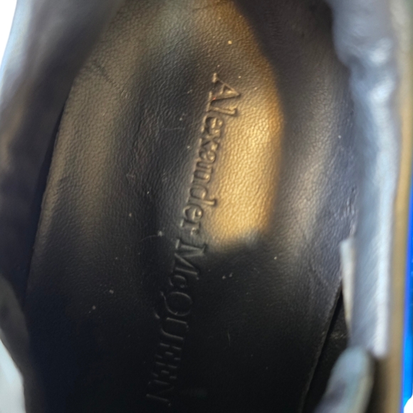 Alexander McQueen Oversize Sneaker - Picture 6 of 7